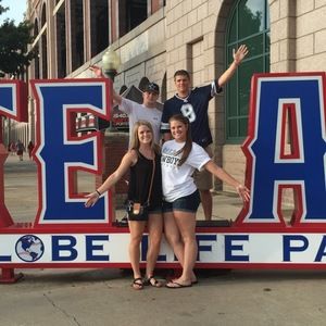 Meet your Posher, Karisa